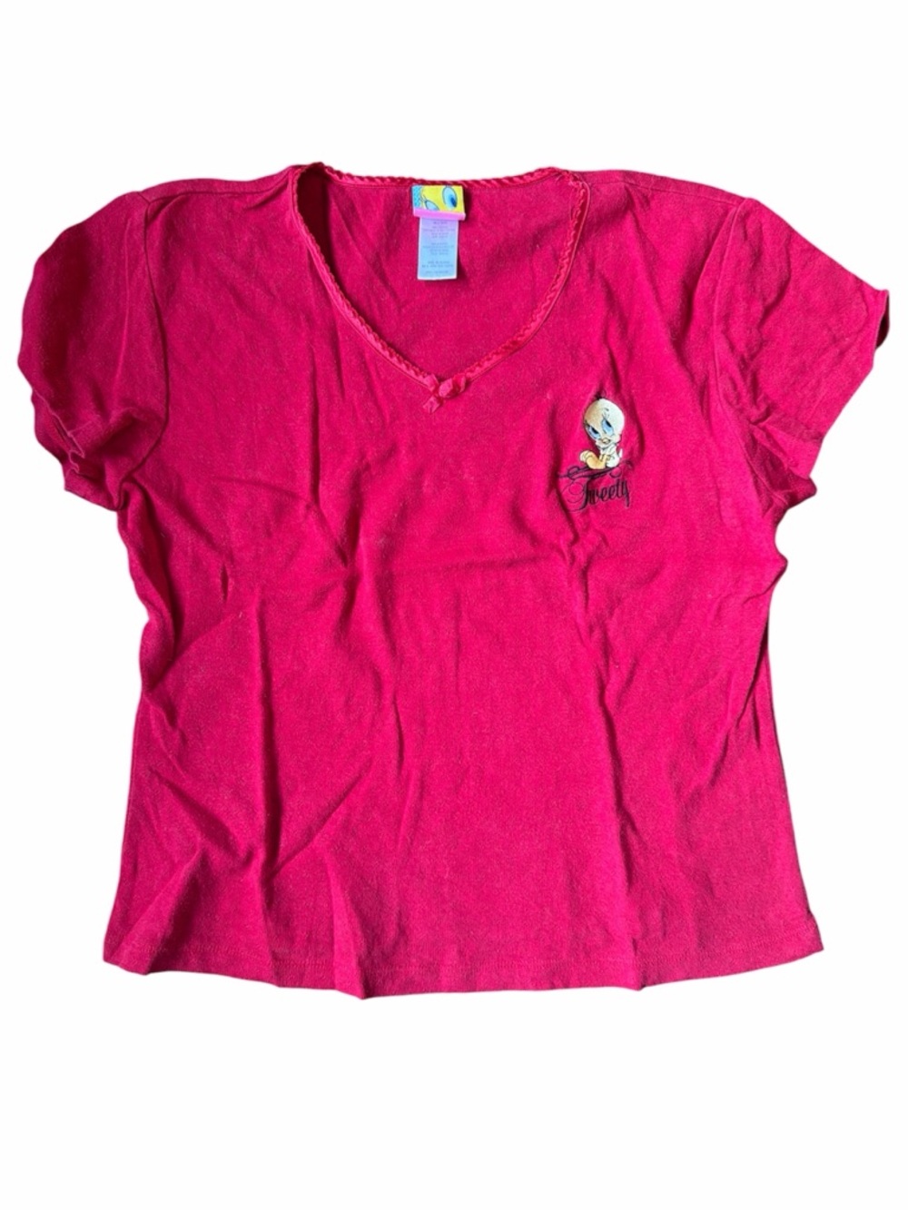 Y2K 90s Style Tweety Graphic V‑Neck Tee in Red Medium